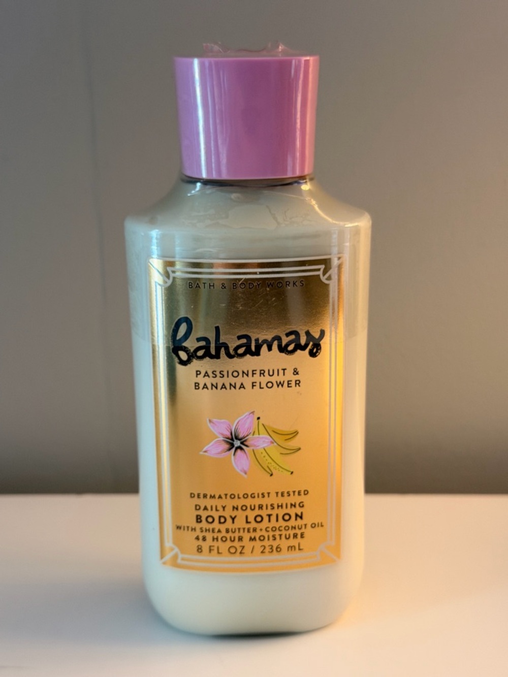 Bath & Body Works Bahama Passionfruit & Banana Flower Body Lotion - Pink Cap